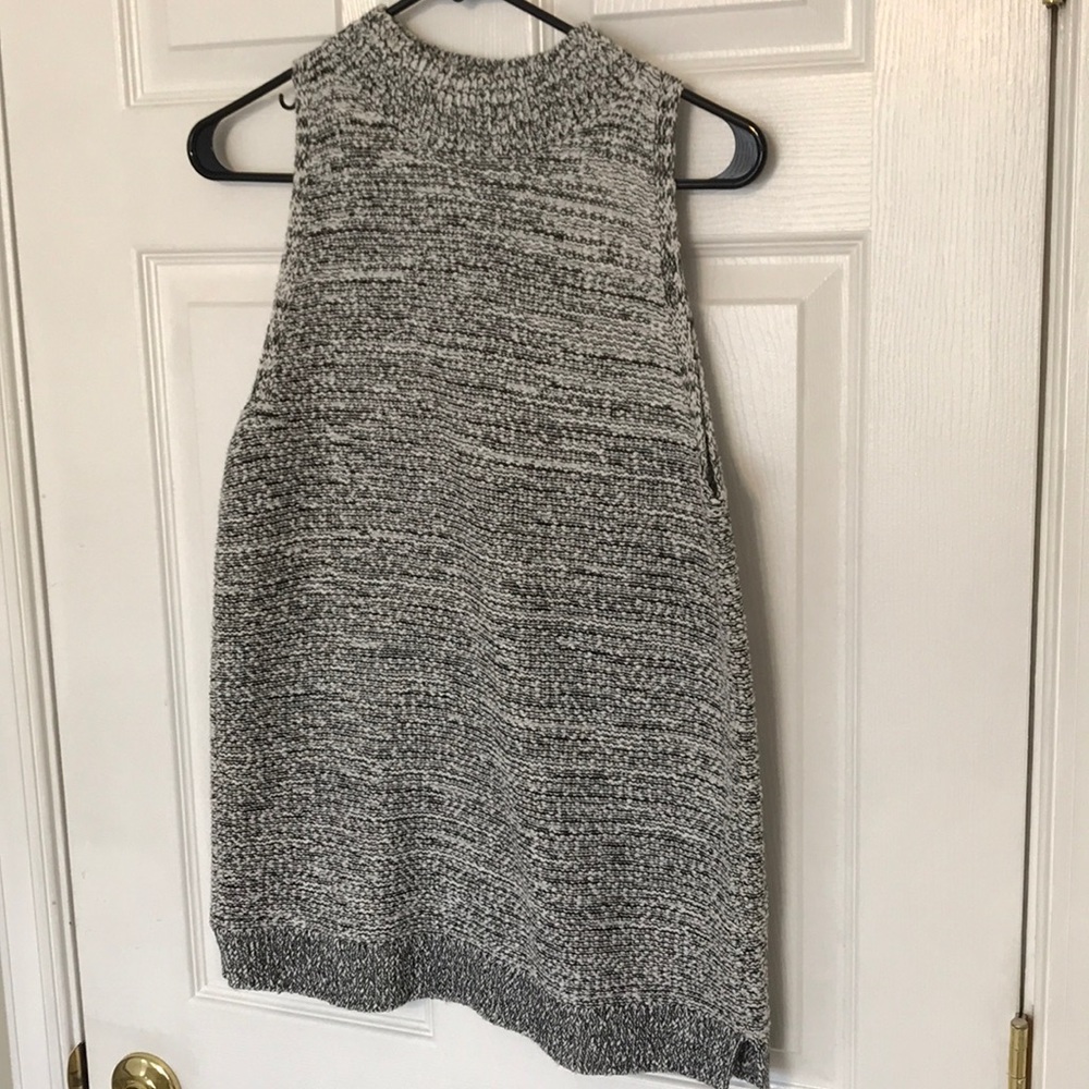 GAP Sweater